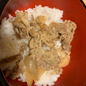 味の染み込んだ牛丼